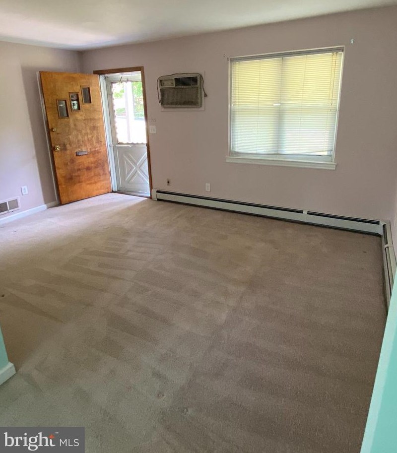 402 Dale Ave, Baltimore, MD 21206-2201