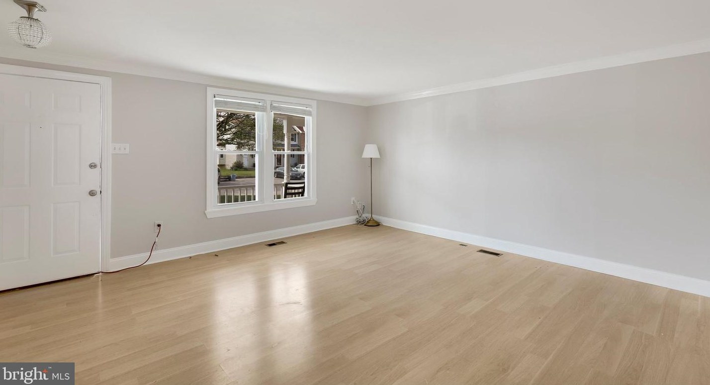 60 Triple Crown Ct, Baltimore, MD 21244-1243