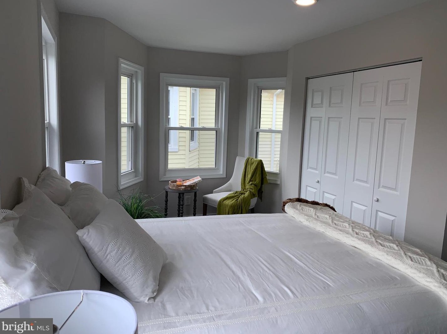 203 Sollers Point Rd, Baltimore MD  21222-6138 exterior