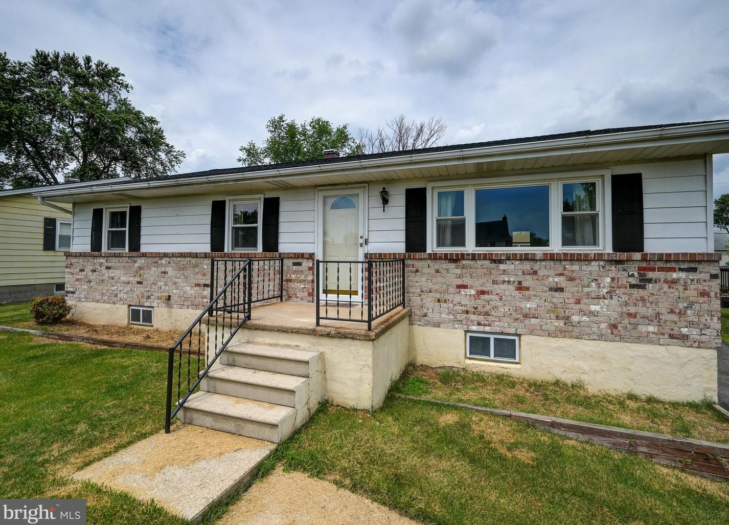 2908 Vermont Ave, Baltimore, MD 21227-3740