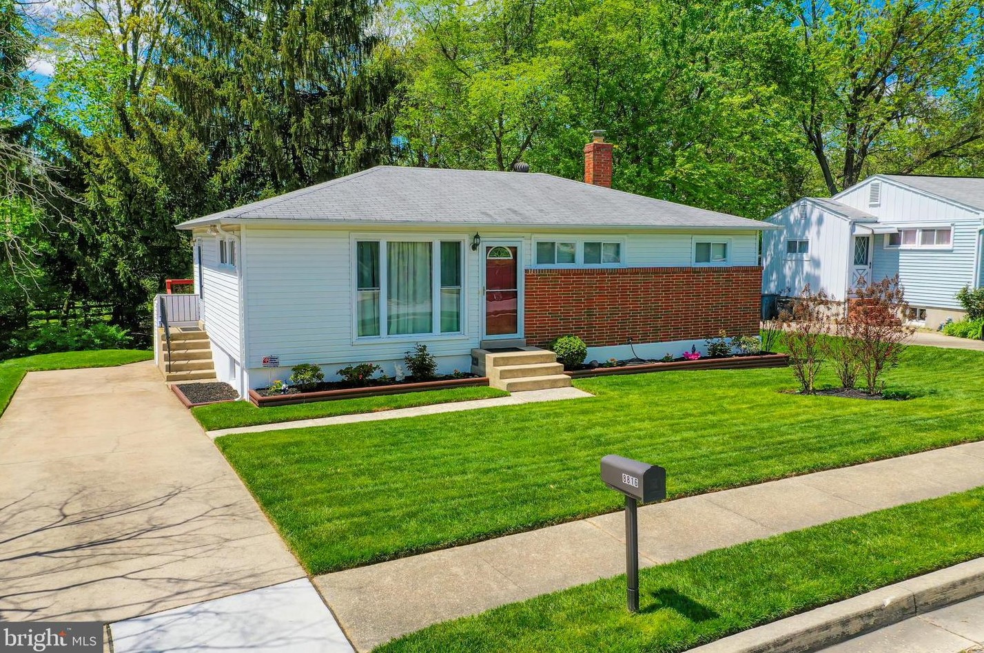 8816 Spring Rd, Baltimore, MD 21234-2942