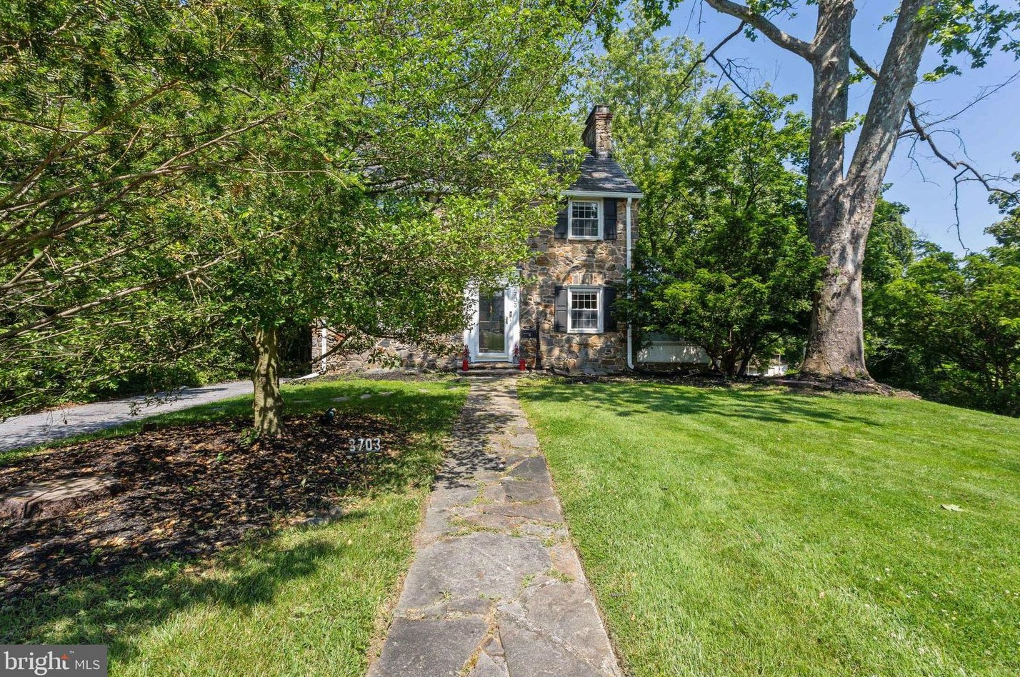 3703 Buckingham Rd, Baltimore, MD 21207-3814