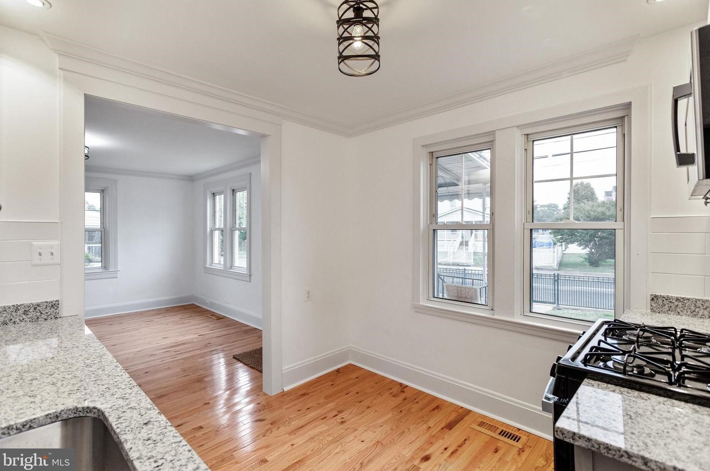 8 Bayside Dr, Baltimore MD  21222-4912 exterior