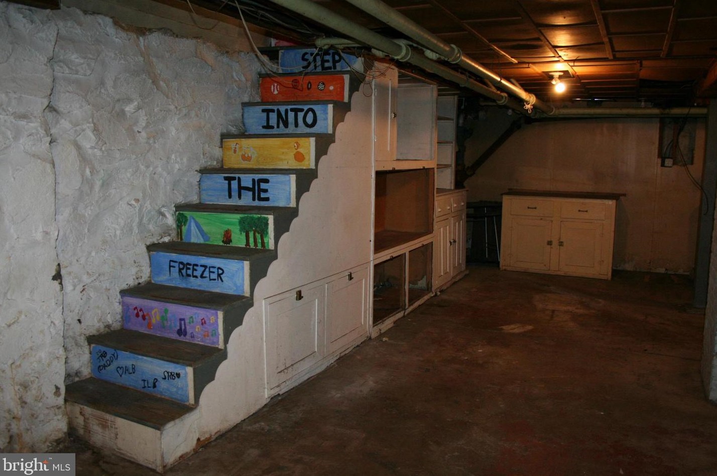 505 Academy Rd, Baltimore MD  21228-1802 exterior