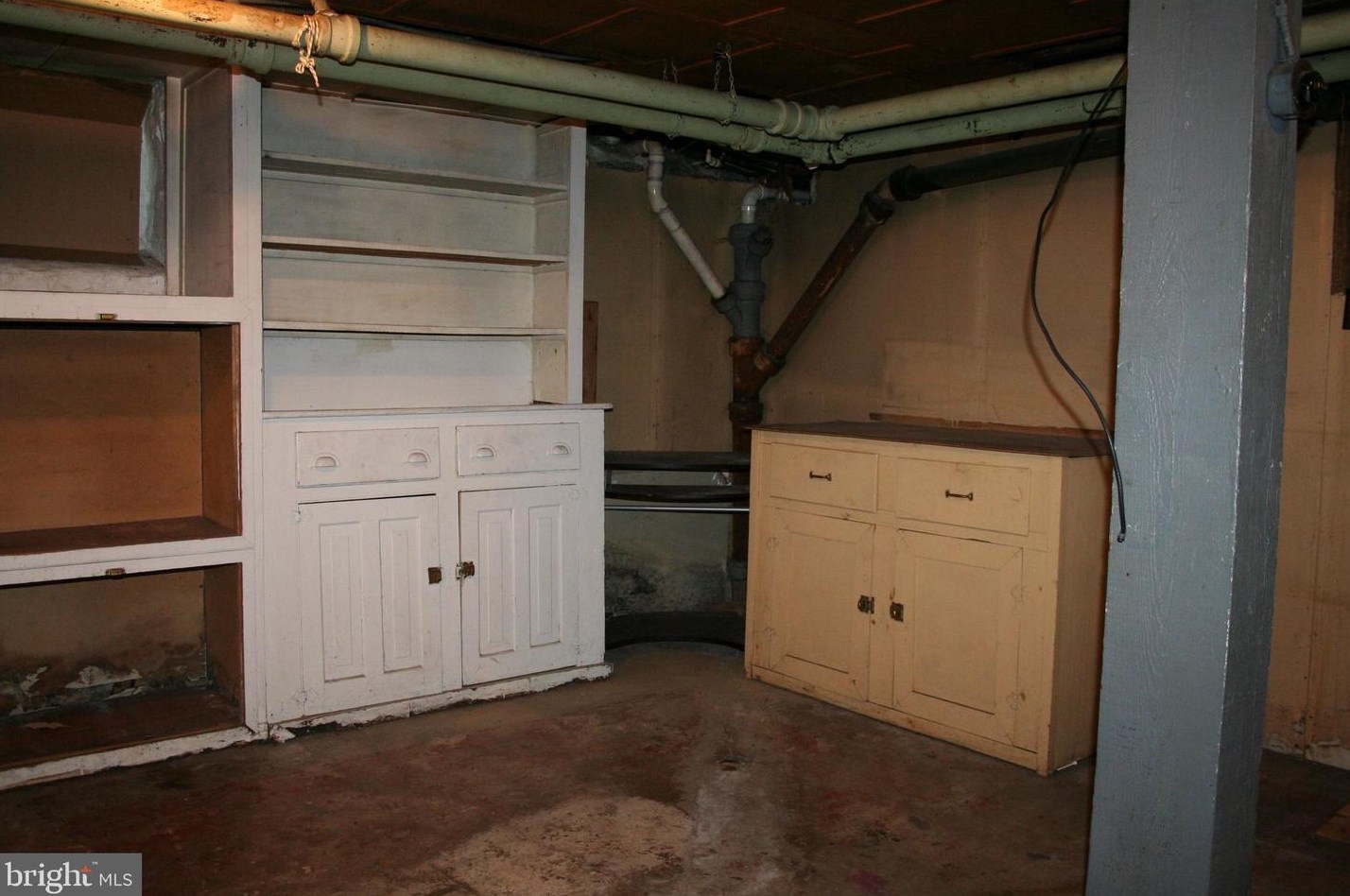 505 Academy Rd, Baltimore MD  21228-1802 exterior