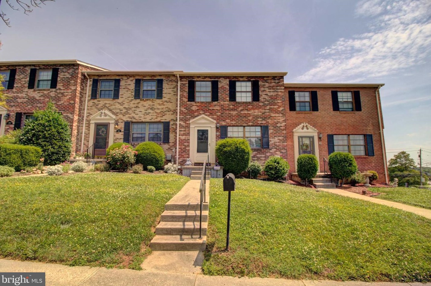 24 Casey Ct, Baltimore, MD 21228-3636