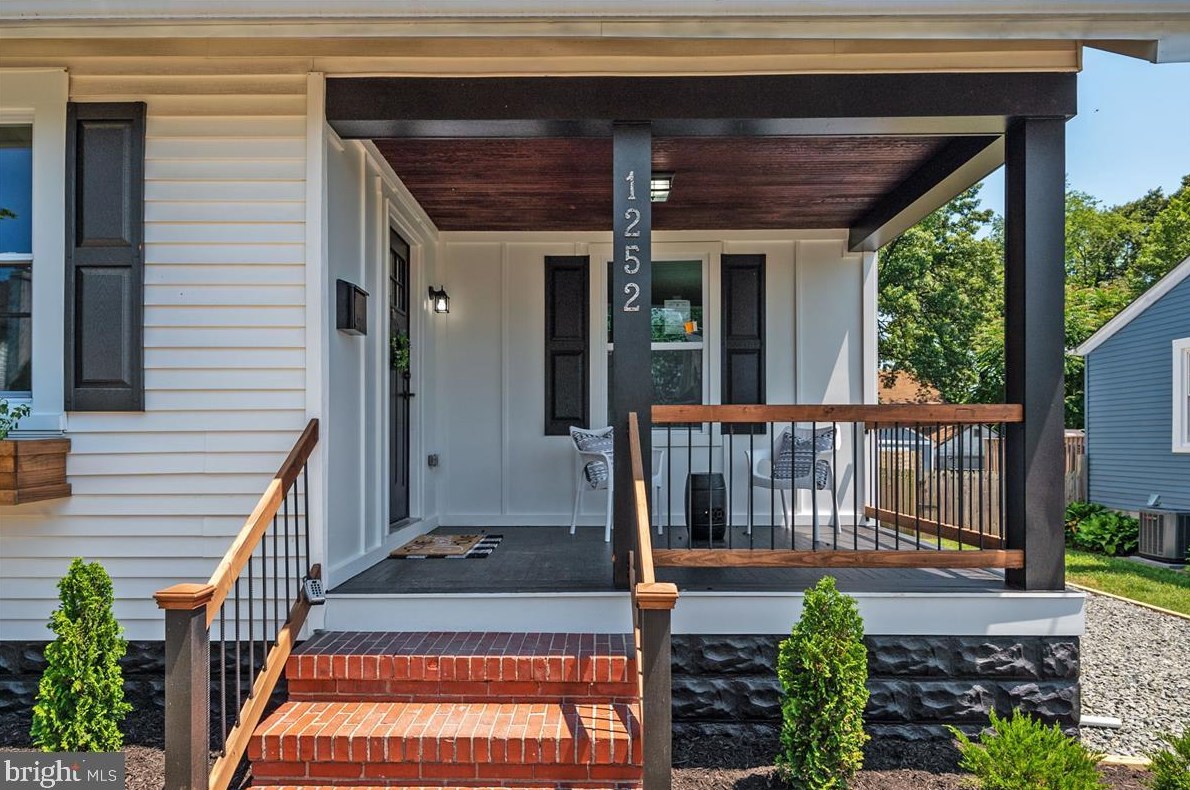 1252 Stevens Ave, Baltimore MD  21227-2644 exterior