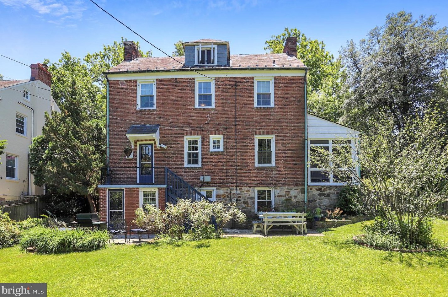602 Hatherleigh Rd, Baltimore, MD 21212-1651