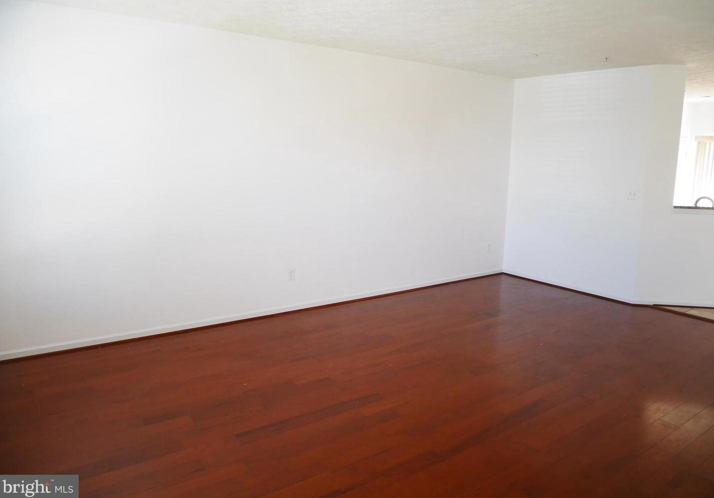 9663 Davison Rd, Baltimore, MD 21220-3887