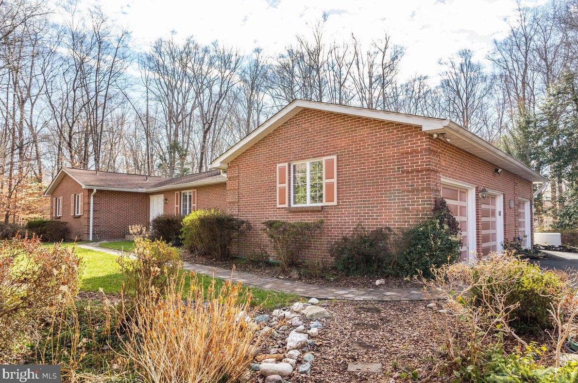 4220 Landing Ln, Dunkirk, MD 20754-9314