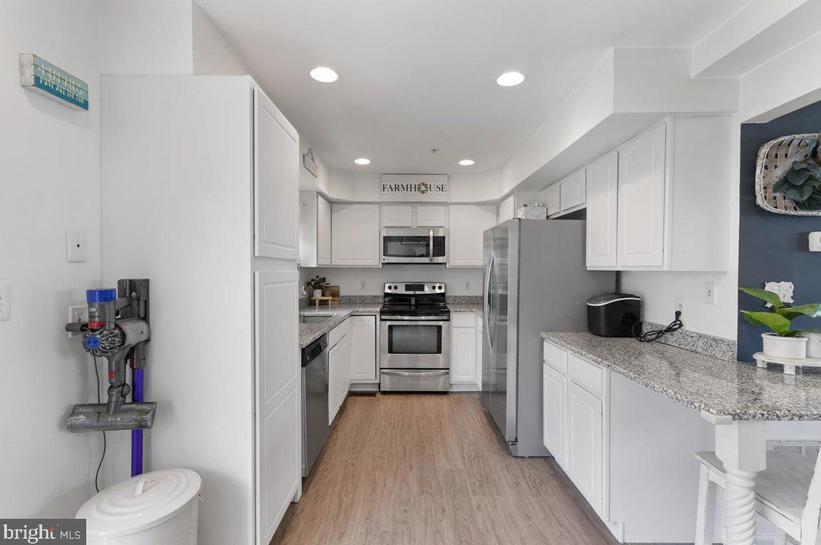 9534 Sea Gull Ct, Holland Point MD  20714-3014 exterior