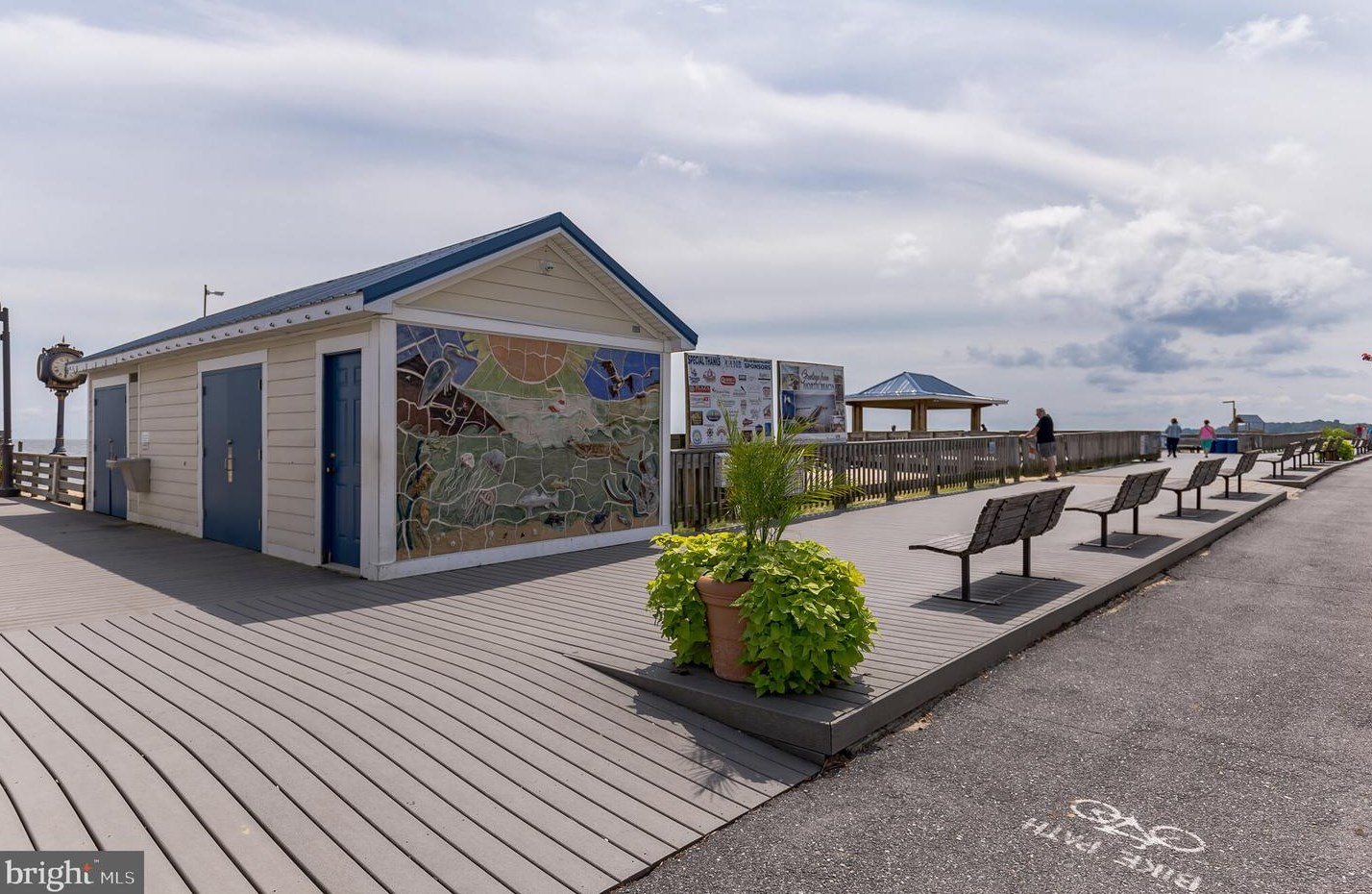 9534 Sea Gull Ct, Holland Point MD  20714-3014 exterior