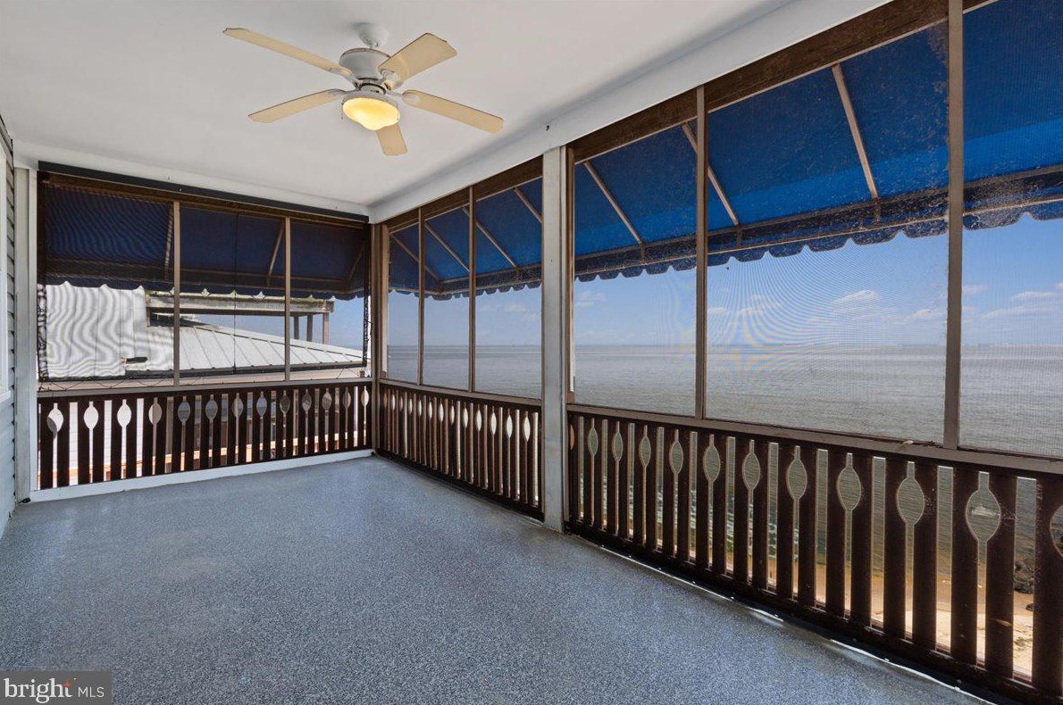 9123 Atlantic Ave, Holland Point MD 20714-4049 exterior