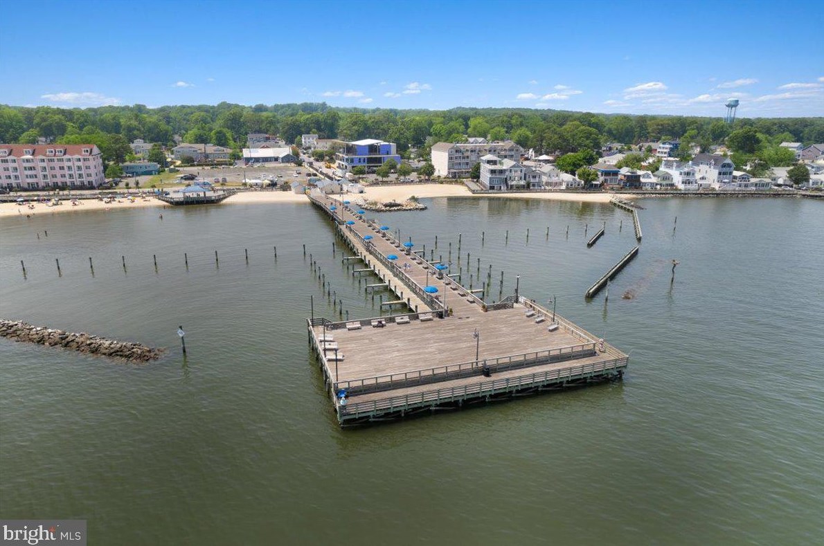 9123 Atlantic Ave, Holland Point MD 20714-4049 exterior