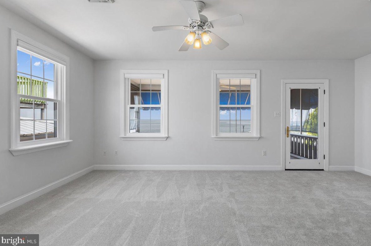 9123 Atlantic Ave, Holland Point MD 20714-4049 exterior