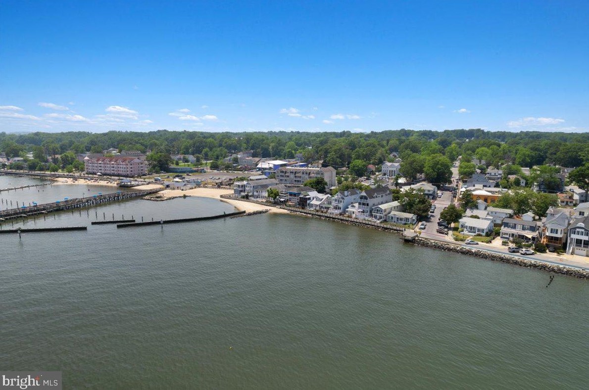 9123 Atlantic Ave, Holland Point MD 20714-4049 exterior