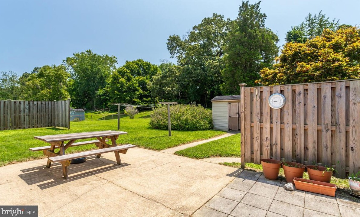 1232 Prince St, Dunkirk MD  20754-9611 exterior