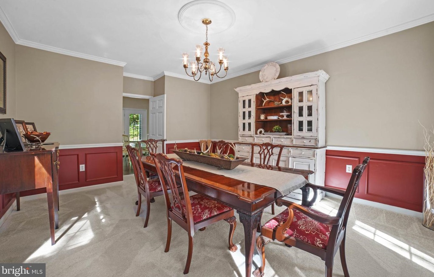 2815 Dunleigh Dr, Dunkirk MD  20754-2304 exterior