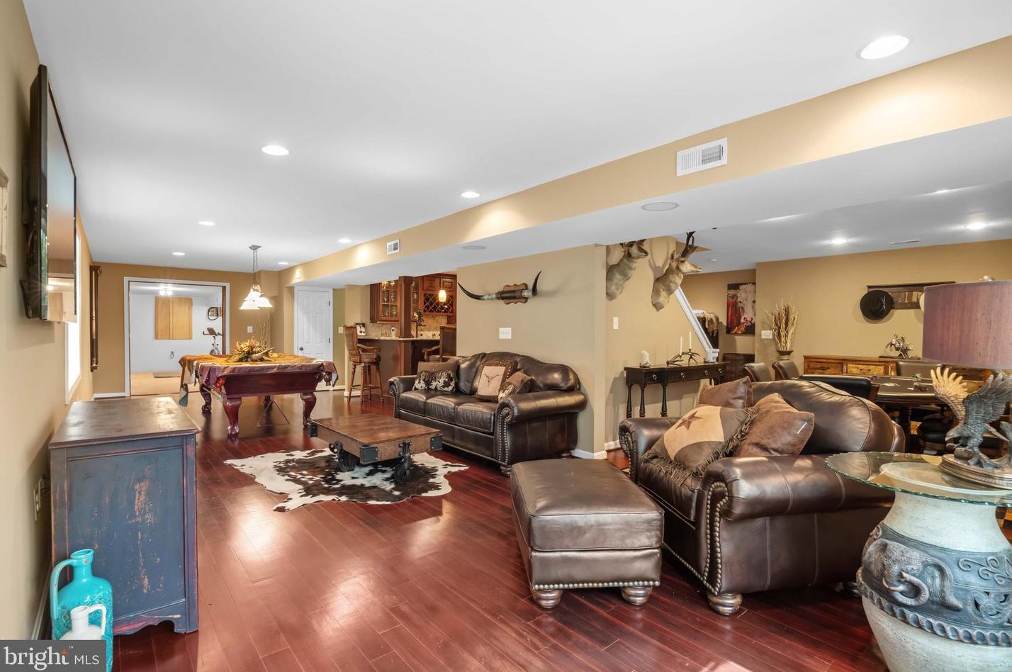 2815 Dunleigh Dr, Dunkirk MD  20754-2304 exterior