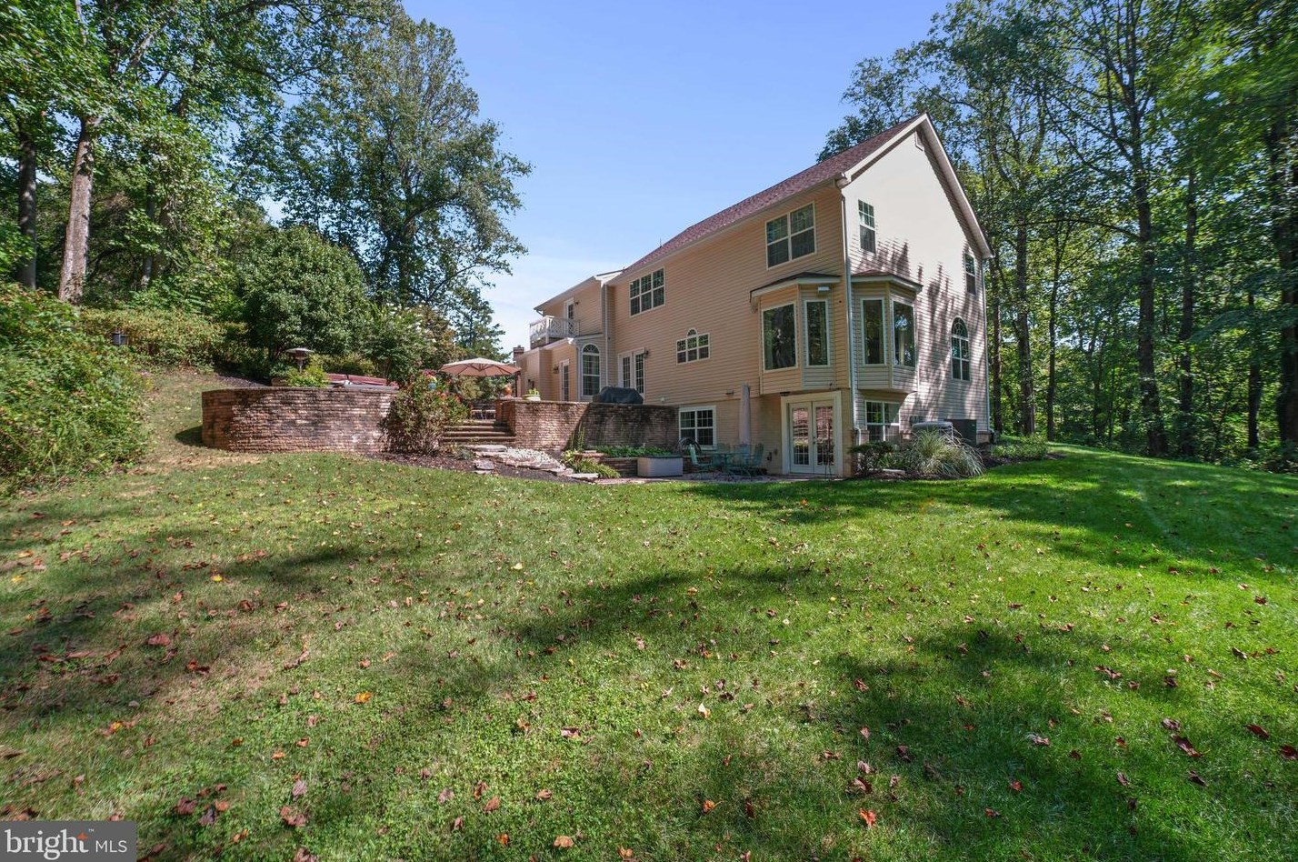 2815 Dunleigh Dr, Dunkirk MD  20754-2304 exterior