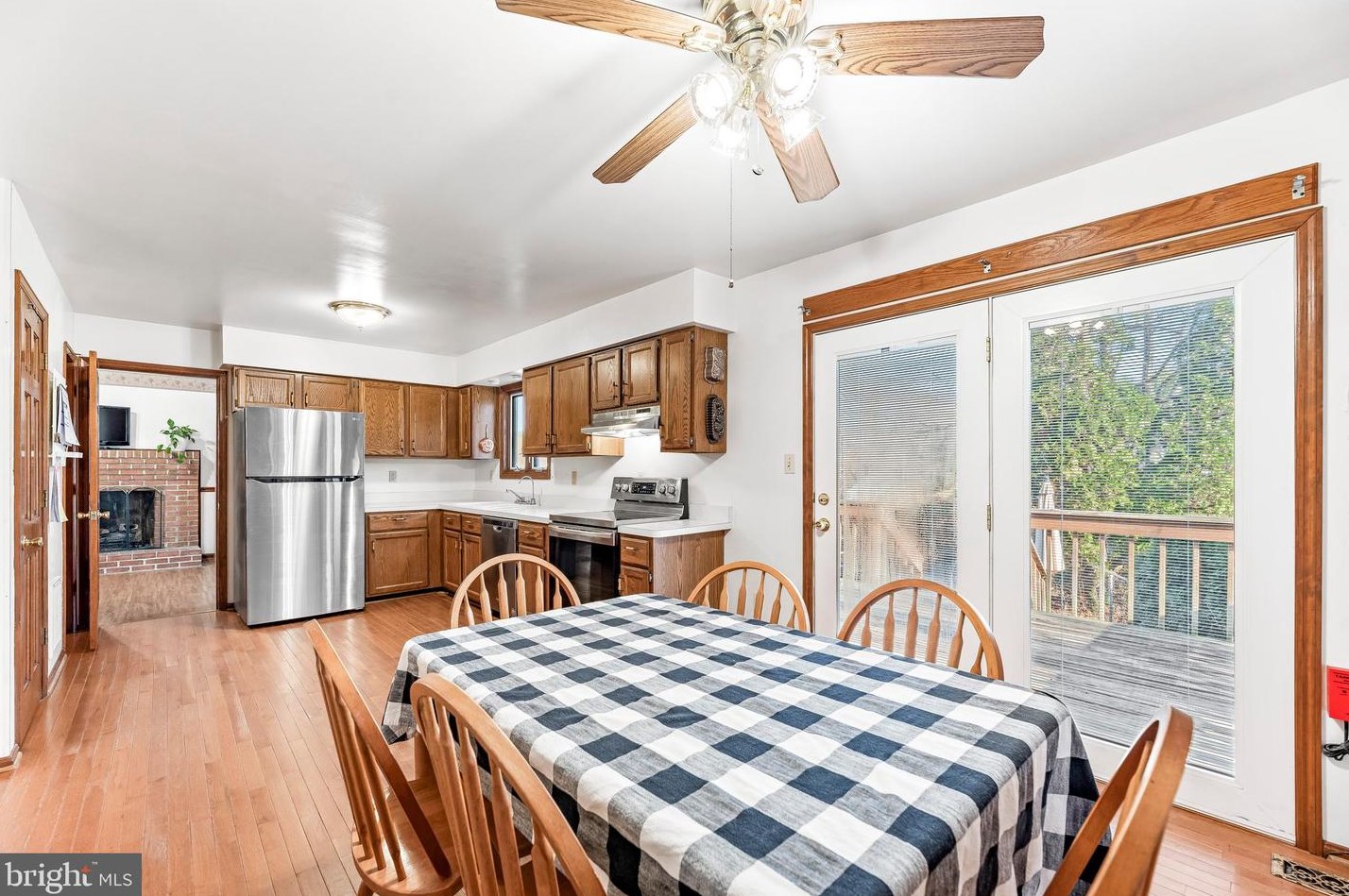 3591 Hunting Creek Rd, Huntingtown MD  20639-9509 exterior