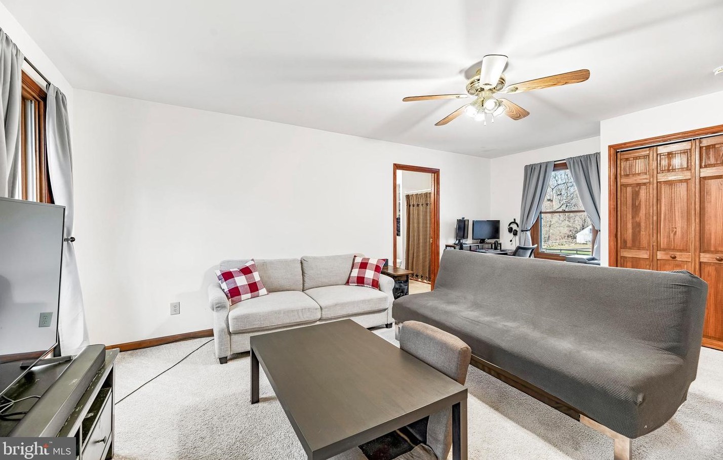 3591 Hunting Creek Rd, Huntingtown MD  20639-9509 exterior