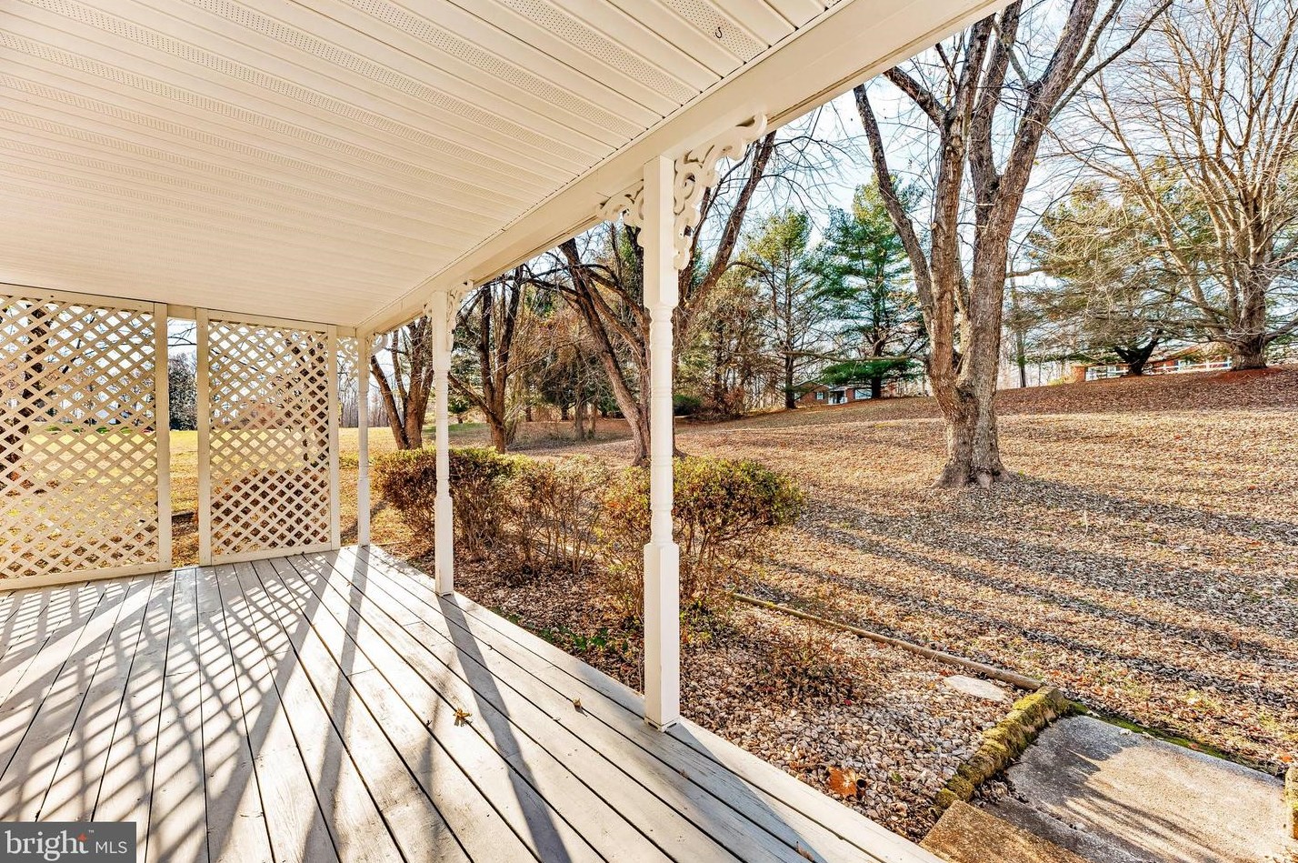 3591 Hunting Creek Rd, Huntingtown MD  20639-9509 exterior