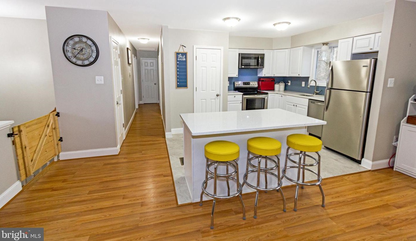 41 Sheckells Rd, Huntingtown MD  20639-9642 exterior