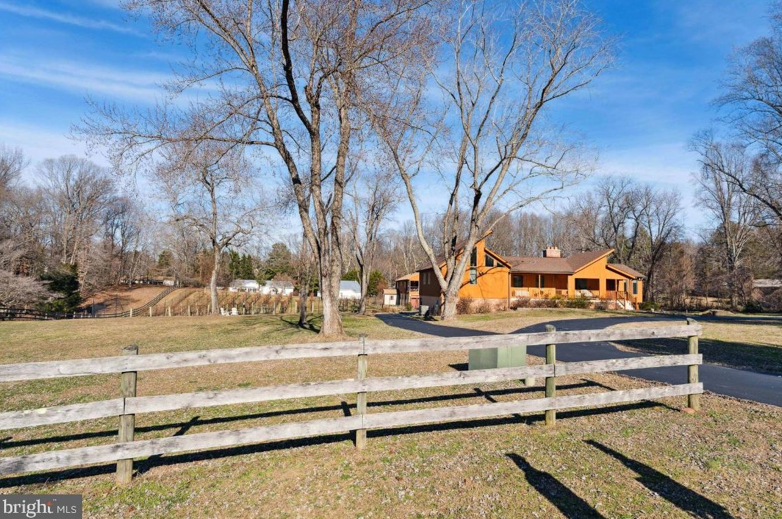 931 Warner Dr, Huntingtown MD 20639-9774 exterior