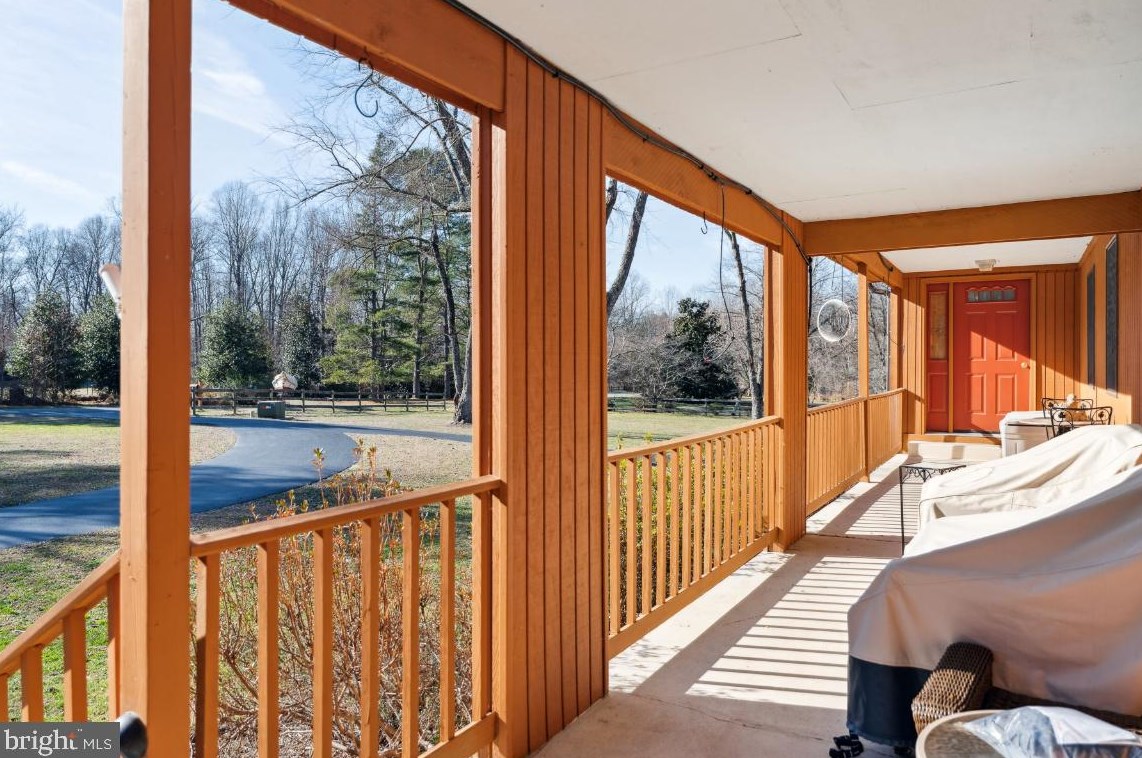 931 Warner Dr, Huntingtown MD 20639-9774 exterior