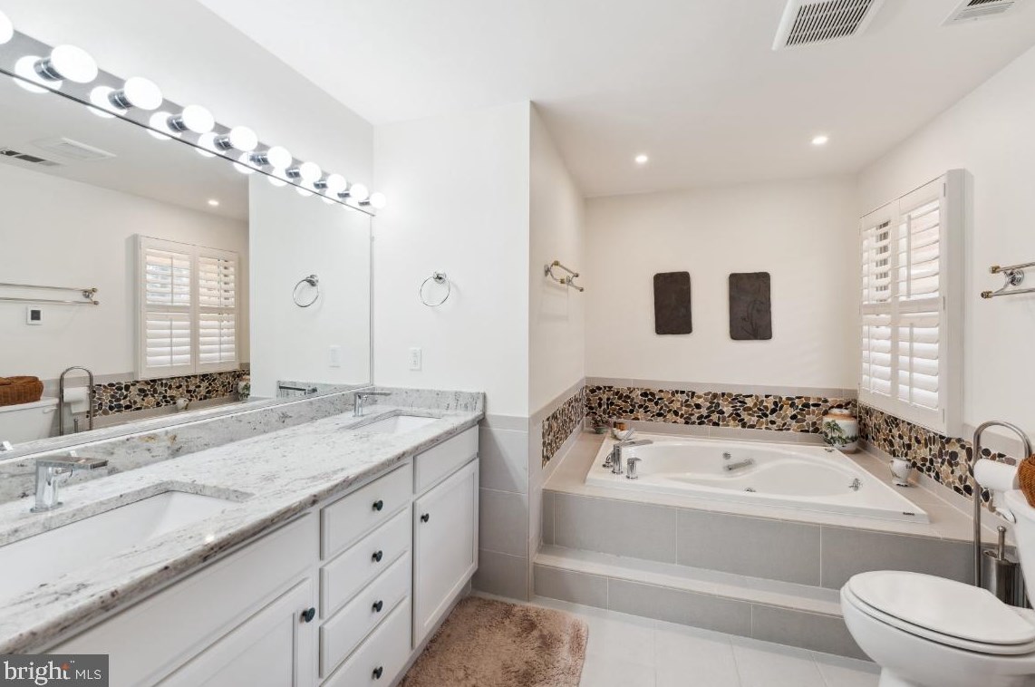 931 Warner Dr, Huntingtown MD 20639-9774 exterior