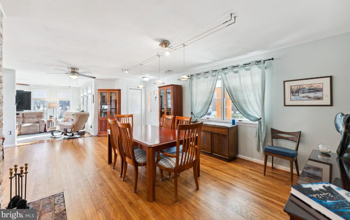 931 Warner Dr, Huntingtown MD 20639-9774 exterior