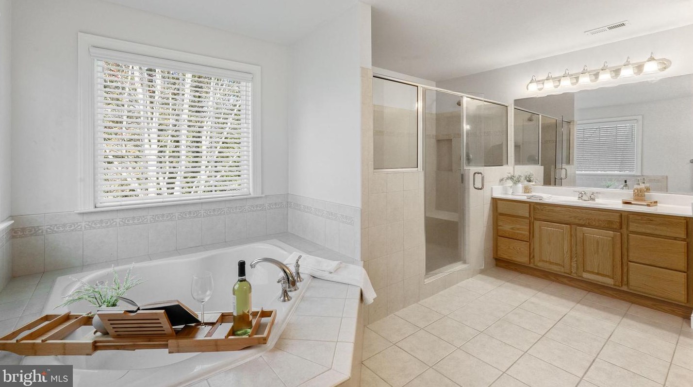 2705 Queensberry Dr, Huntingtown MD  20639-2321 exterior