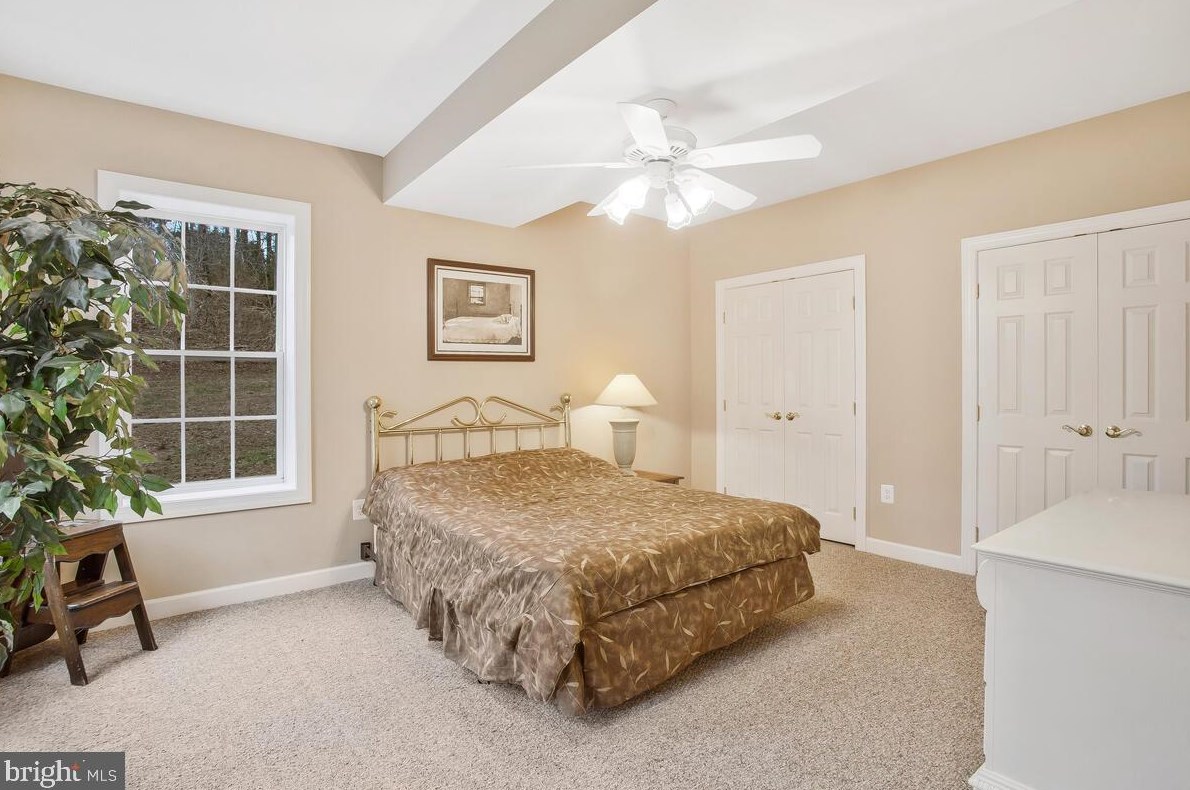 2440 Stella Dr, Huntingtown MD  20639-4218 exterior