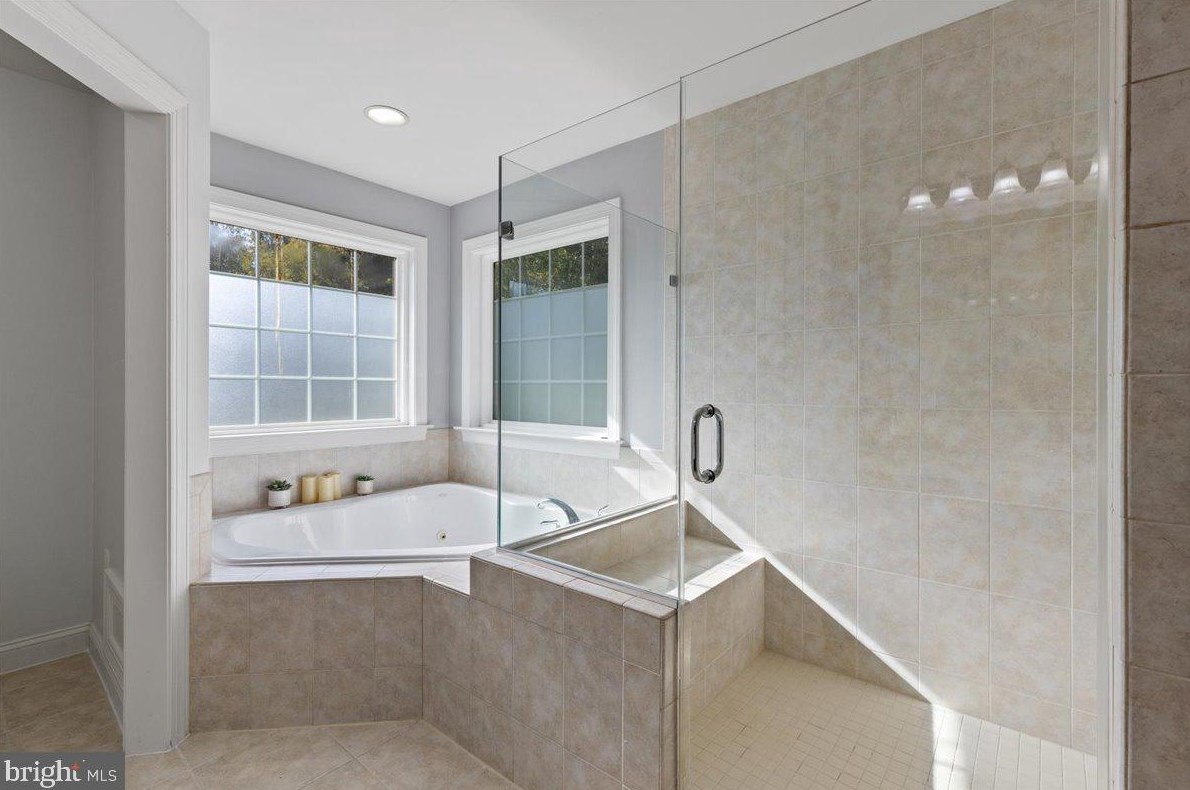 9580 Covenant Ct, Owings MD  20736-3334 exterior