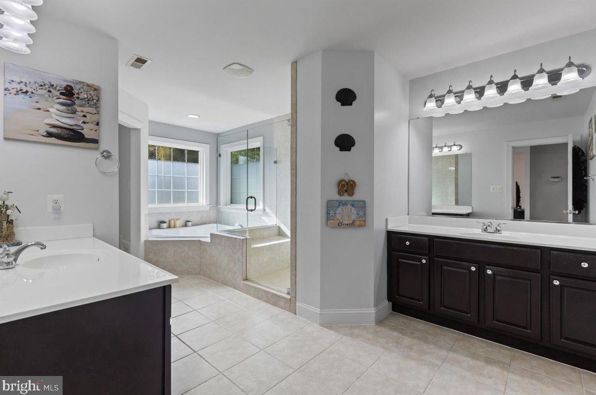 9580 Covenant Ct, Owings MD  20736-3334 exterior