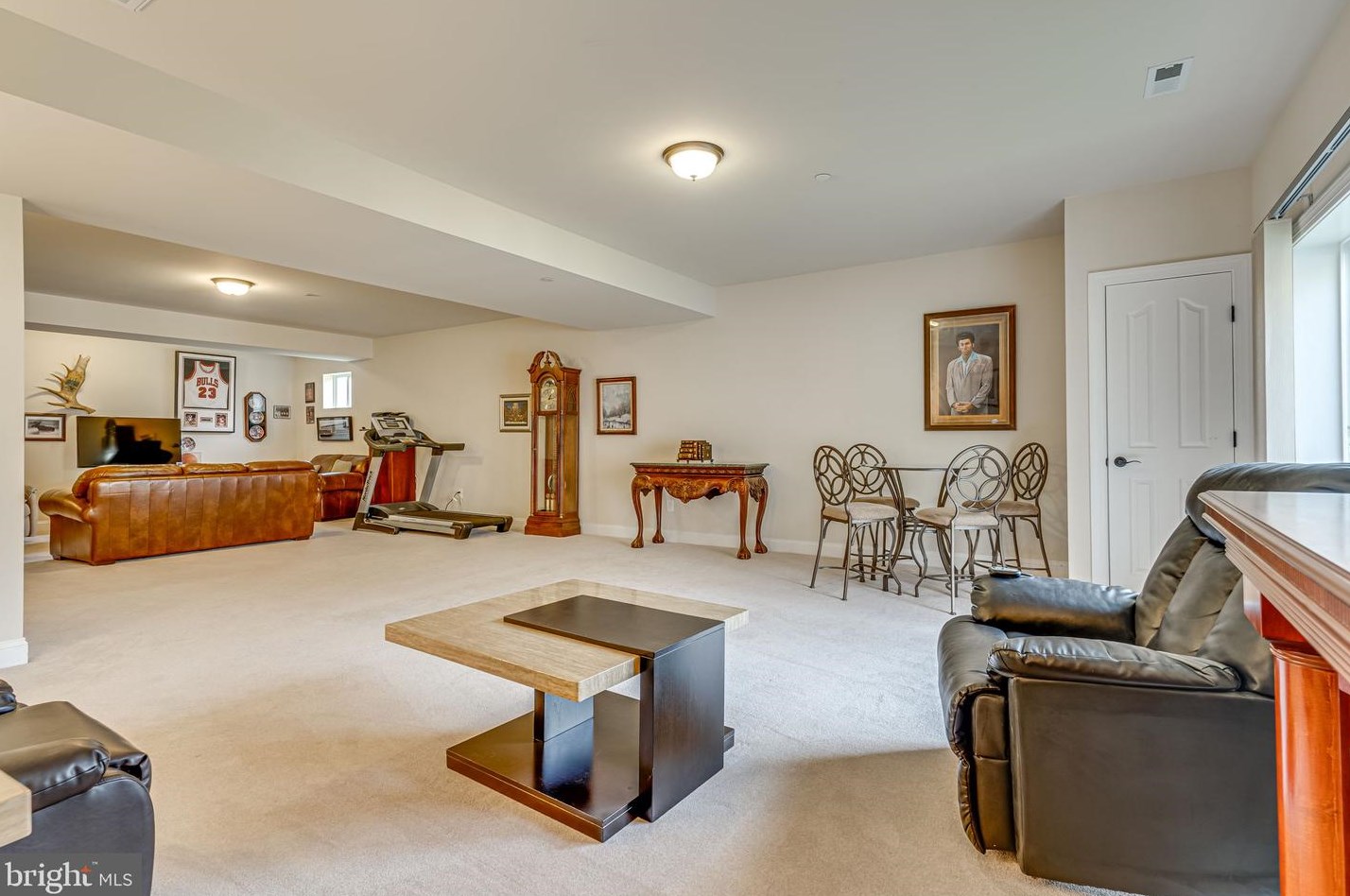 3179 Huntsman Dr, Huntingtown MD  20639 exterior