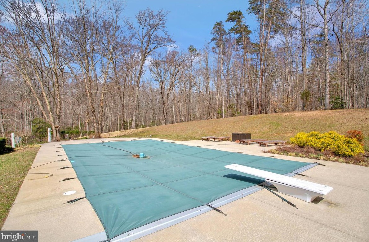 4030 Howes Ct, Dunkirk MD  20754-3009 exterior