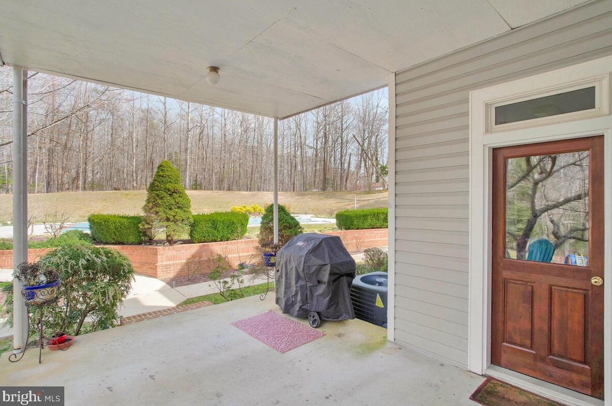 4030 Howes Ct, Dunkirk MD  20754-3009 exterior