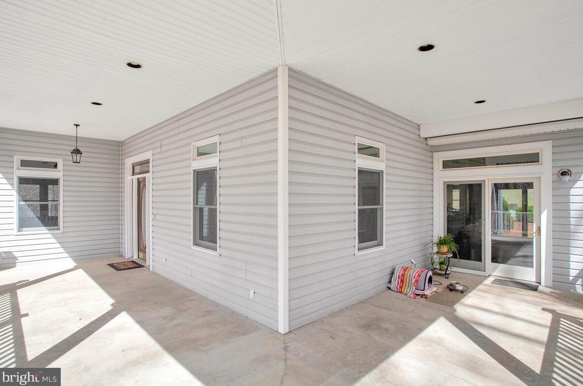 4030 Howes Ct, Dunkirk MD  20754-3009 exterior