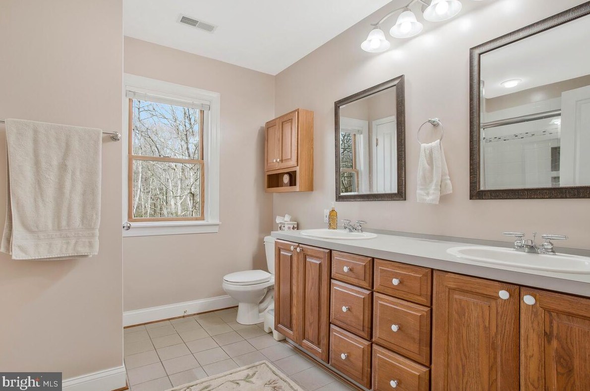 4030 Howes Ct, Dunkirk MD  20754-3009 exterior