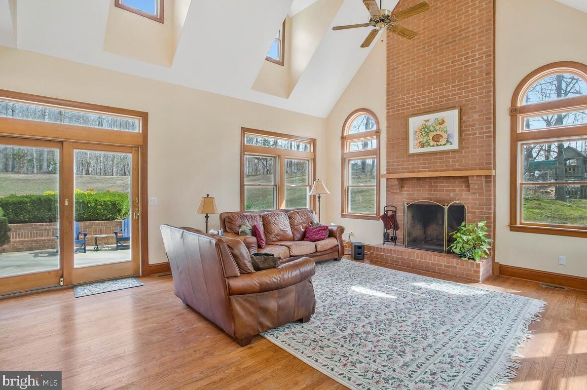 4030 Howes Ct, Dunkirk MD  20754-3009 exterior