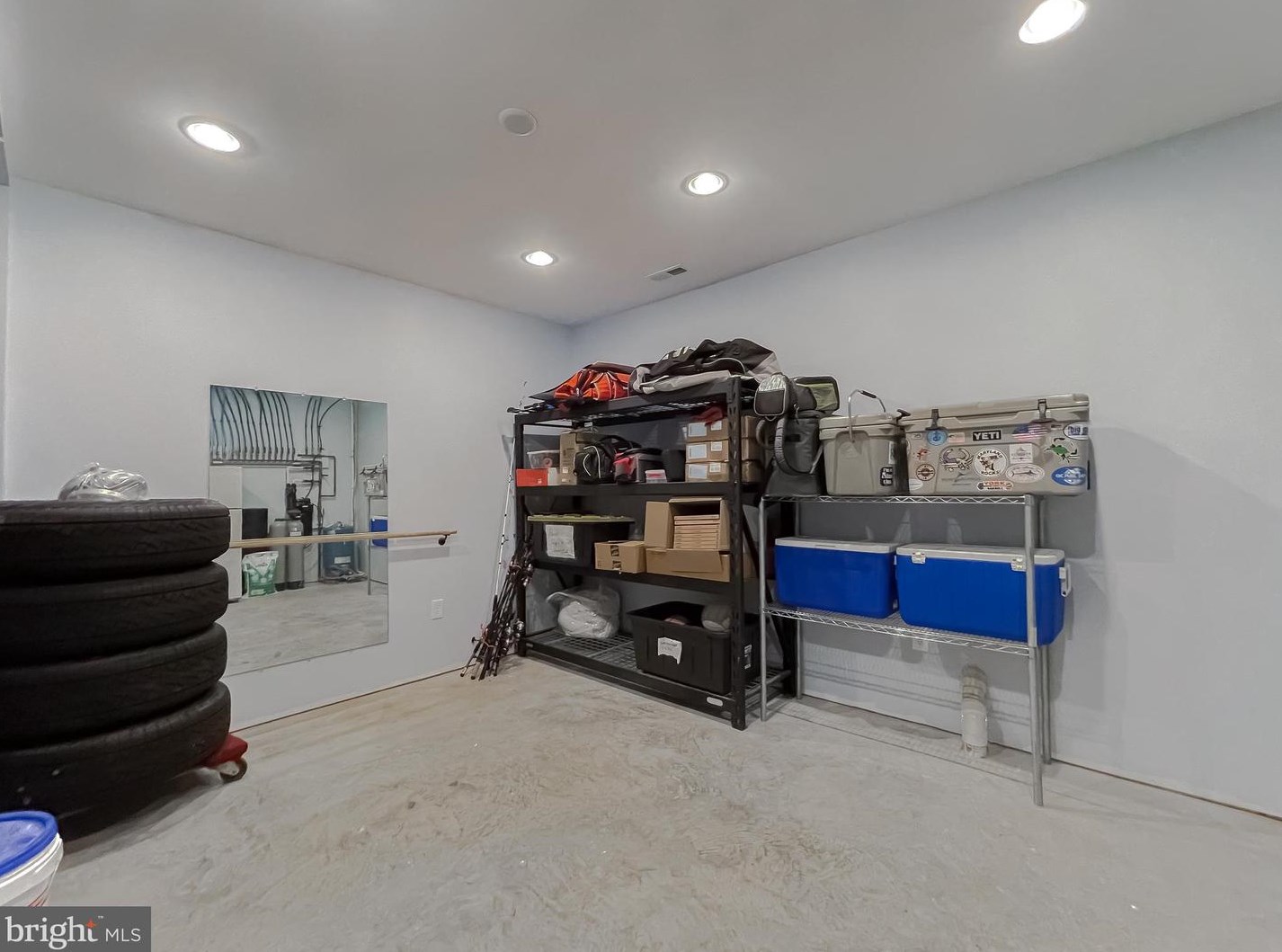 5101 Bay Pkwy, Huntingtown MD  20639-9337 exterior