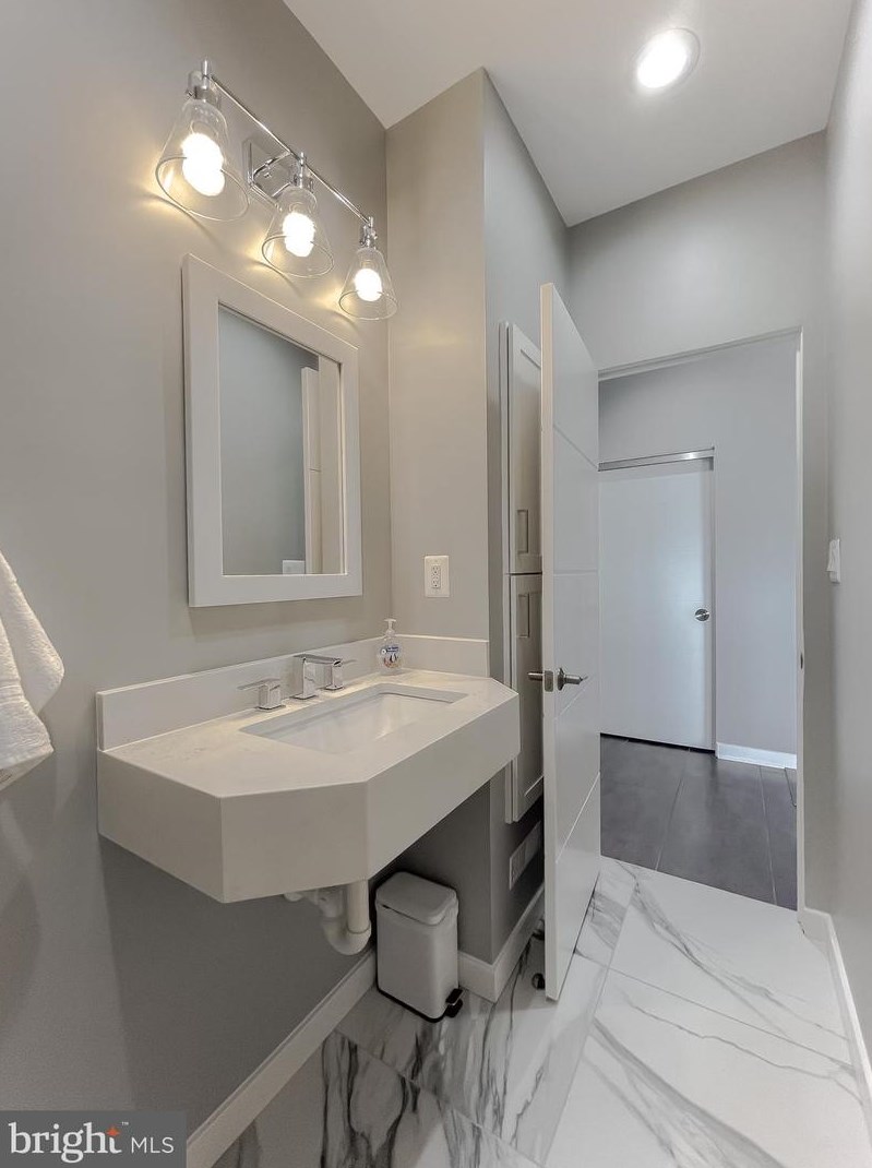 5101 Bay Pkwy, Huntingtown MD  20639-9337 exterior