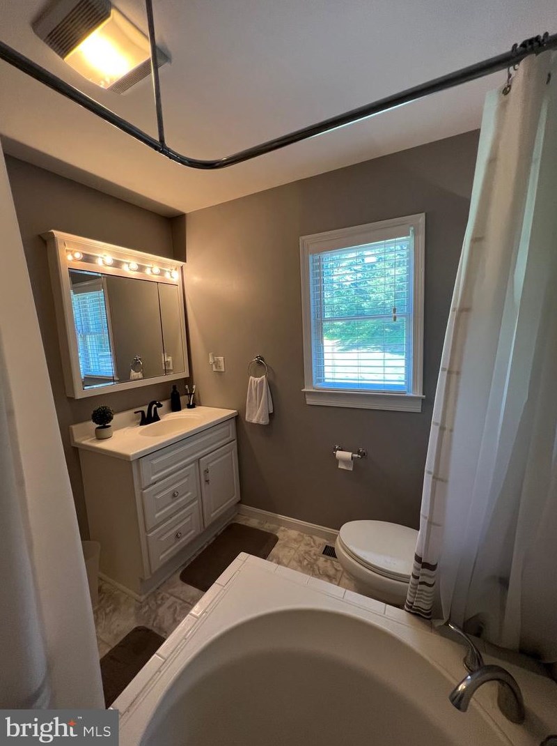 12420 Uncle Charlies Spur, Dunkirk MD 20754-9747 exterior