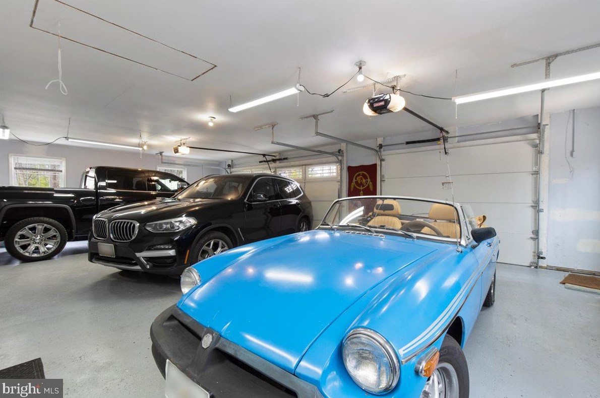 8825 Stratford Ct, Owings, MD 20736