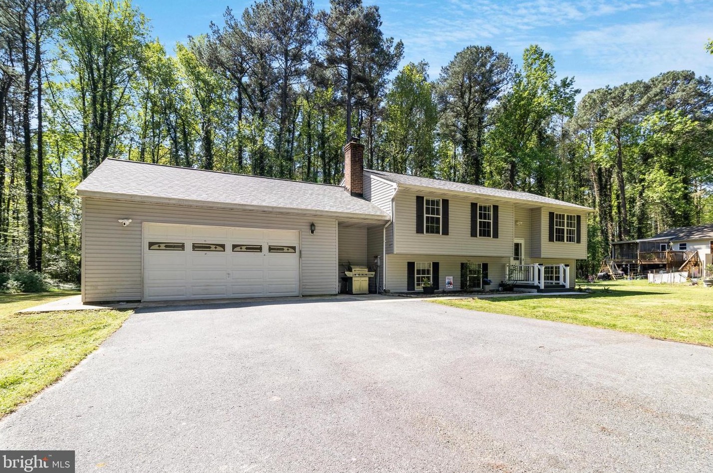 207 Lessin Dr, Lusby, MD 20657