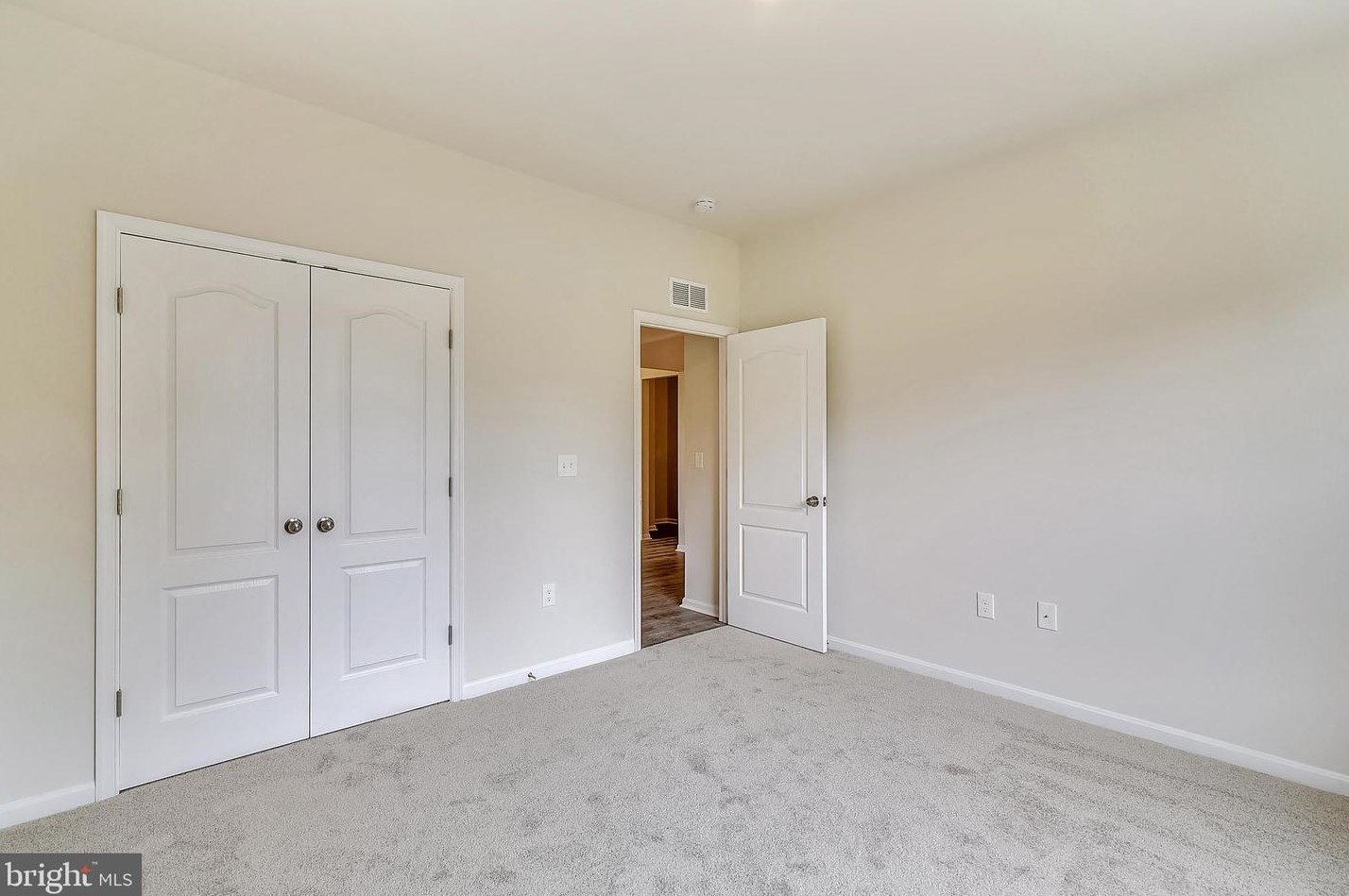 124 Turnabout Ln, Huntingtown MD 20639-3709 exterior