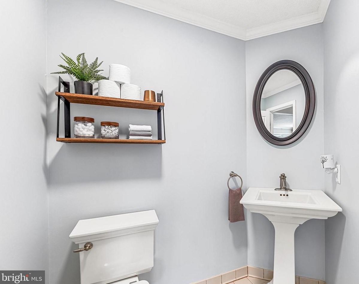 3512 Fortuna Ct, Huntingtown MD 20639 exterior