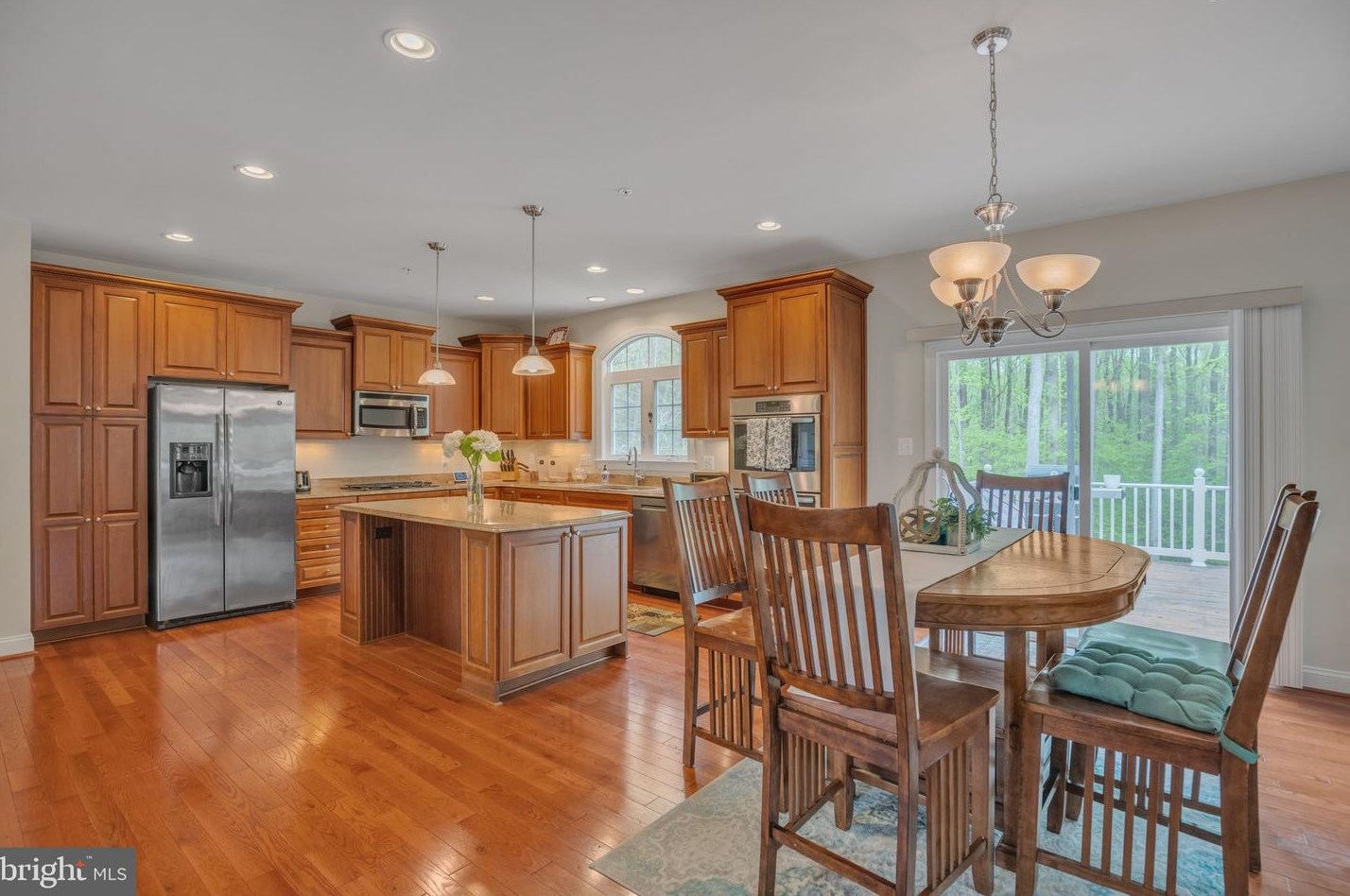 967 Folkstone Dr, Huntingtown MD  20639-2351 exterior